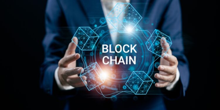 Amundi launches its first tokenised fund
