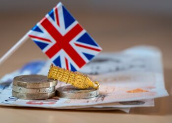 UK avoids Black Wednesday but Budget triggers mixed feelings on fixed income