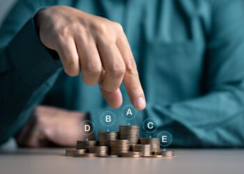 Fund selectors: Private credit “complement, not replacement”