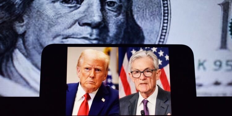 Gold surges, dollar slips as fed independence fears grow
