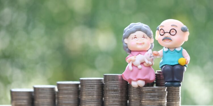 UK DC schemes turn to LTAFs for private markets: Schroders