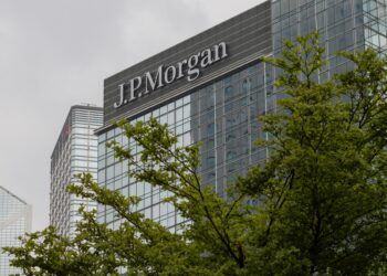 JP Morgan expands equity premium income active Ucits ETF range