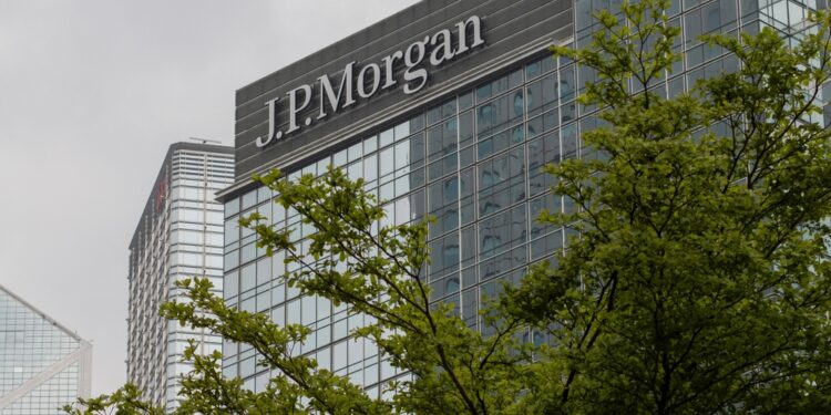 JP Morgan expands equity premium income active Ucits ETF range