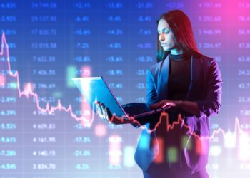 UK private capital diversity improves but senior gap persists