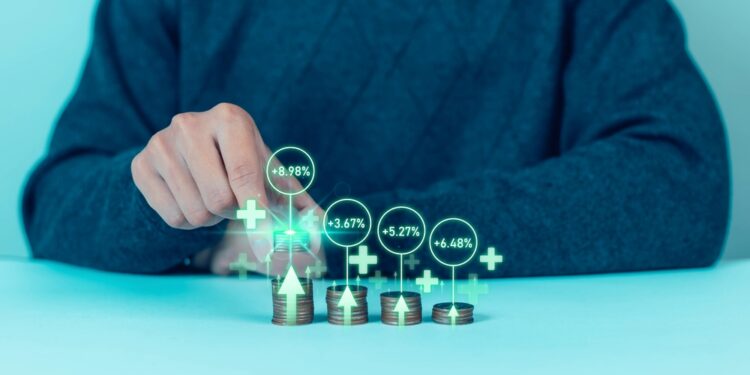 Top performing funds rarely stay ahead, finds research