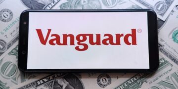 Vanguard reduces fees on FTSE All-World Ucits ETF